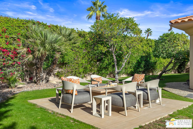 36750 Nancy Lane, Rancho Mirage CA: https://media.crmls.org/mediaz/dfbe5f91-ed16-423b-a8cd-3cc261c4b74d.jpg
