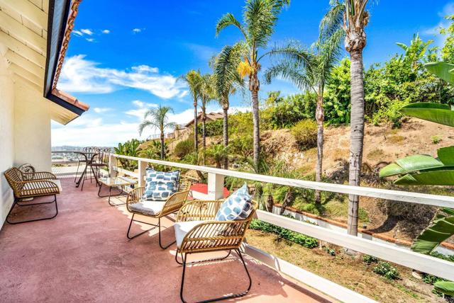 Image 35 of 39 For 7056 Del Cerro Boulevard