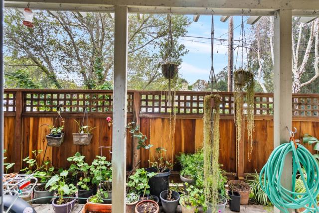 2945 Capitola Road, Santa Cruz CA: https://media.crmls.org/mediaz/dfbfbbe9-9bfc-421a-b91c-eb6d1de6990e.jpg