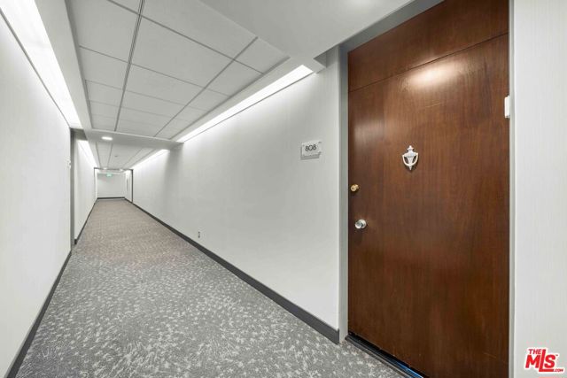 2160 Century Park East, Los Angeles CA: https://media.crmls.org/mediaz/dfc04cf2-f0e8-4c06-a9f4-d20a6c7ffee5.jpg