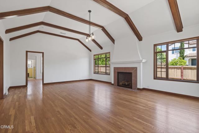 181 197 Klamath Street, Ventura CA: https://media.crmls.org/mediaz/dfc12c4a-987d-47d2-8e50-6829aec16f2c.jpg