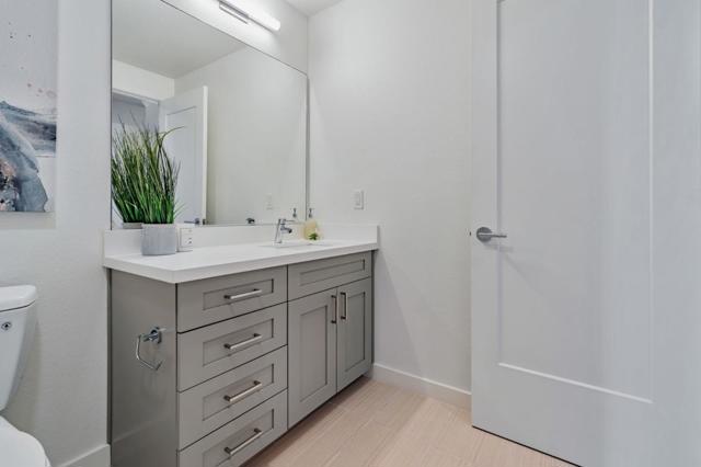 400 El Camino Real, Belmont CA: https://media.crmls.org/mediaz/dfc16ade-2c3d-40a3-85ca-49aa47095ed1.jpg