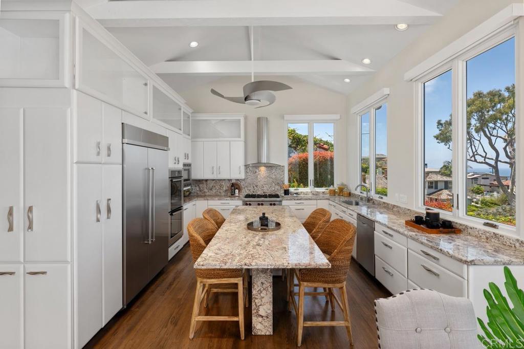 1420 La Jolla Knoll - photo 9