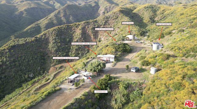 34550 Mulholland Highway, Malibu CA: https://media.crmls.org/mediaz/dfc1cb22-3be5-46f8-88b0-e6bbe014f8c3.jpg