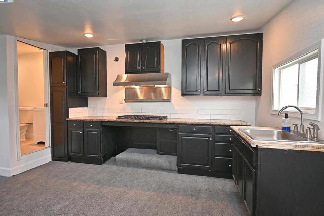 974 Walnut Dr, Oakley CA: https://media.crmls.org/mediaz/dfc1f0e5-4010-4a72-9923-0ca978ac03b7.jpg