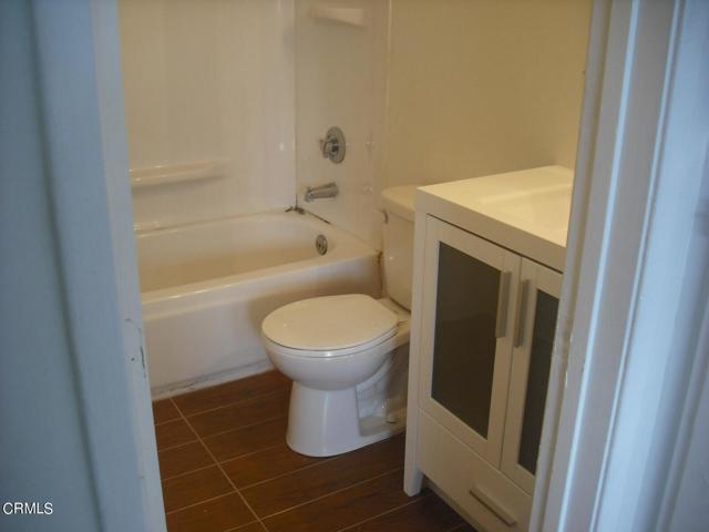 1920 N H Street, Oxnard CA: https://media.crmls.org/mediaz/dfc1f22a-e3da-45b1-a382-77d0c506a6a3.jpg