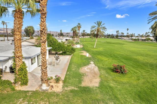 77235 Minnesota Avenue, Palm Desert CA: https://media.crmls.org/mediaz/dfc2086e-e289-4112-a8e6-34e8dd62111e.jpg