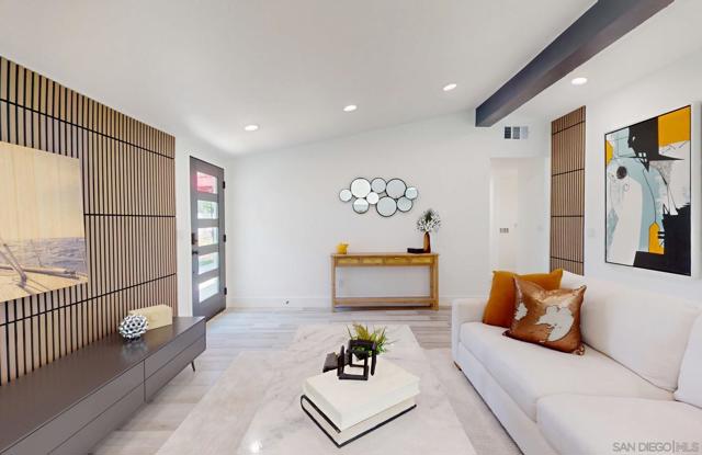 873 Towne Street, Costa Mesa CA: https://media.crmls.org/mediaz/dfc28ee0-aca5-4fd0-aacd-7a45c0606ba4.jpg