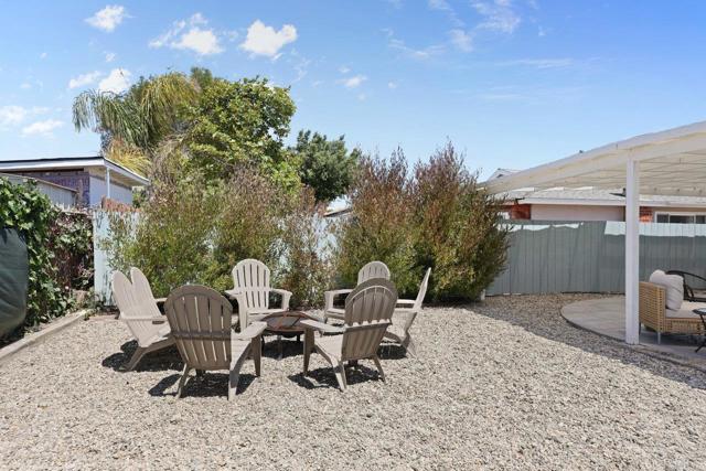 972 Maria Way, Chula Vista CA: https://media.crmls.org/mediaz/dfc29501-5415-421b-b8d0-3583b426e290.jpg
