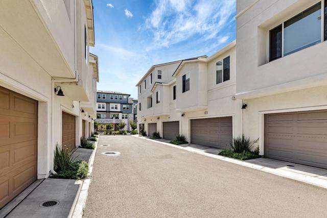 5565 Holly Bay Avenue, Dublin CA: https://media.crmls.org/mediaz/dfc2a3fd-916a-474e-b655-7c60c99e4a54.jpg