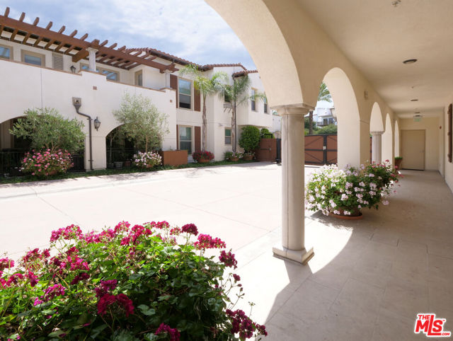 28220 Highridge Road, Rolling Hills Estates, California 90274, 2 Bedrooms Bedrooms, ,2 BathroomsBathrooms,Residential,For Sale,Highridge,25603575