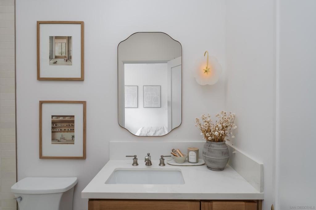 MLS #250033899SD img 11