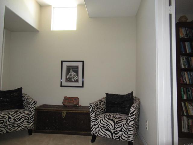 Detail Gallery Image 12 of 44 For 4631 Cyrus Way, Oceanside,  CA 92056 - 3 Beds | 3 Baths