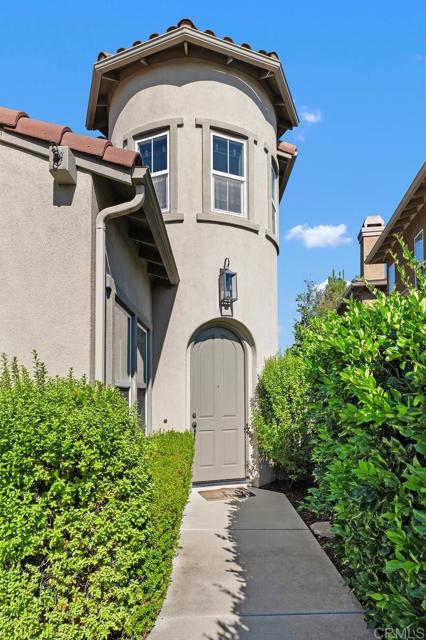 Detail Gallery Image 3 of 34 For 1781 Lemon Tree Ct, San Marcos,  CA 92078 - 5 Beds | 4 Baths