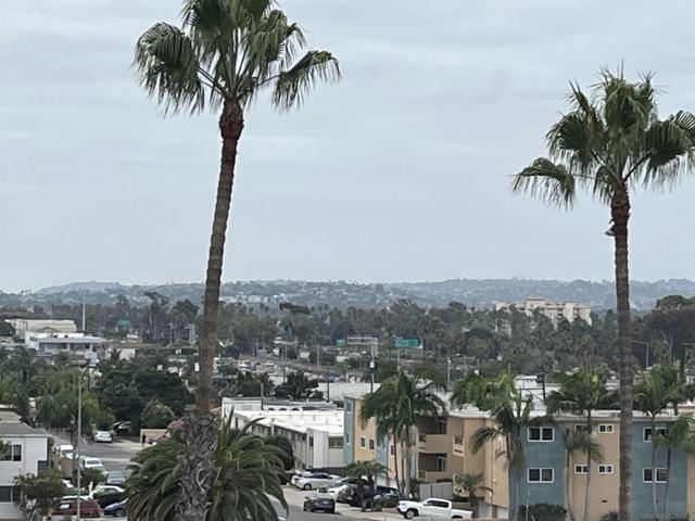 Image 4 of 33 For 2540 Clairemont Dr  307