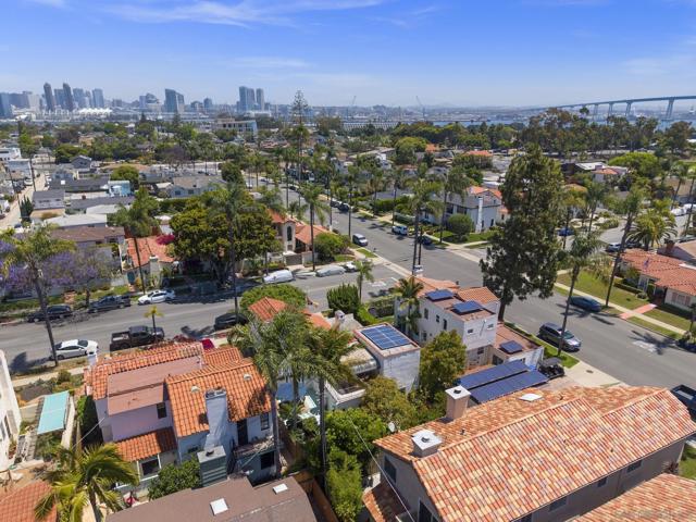 1434 5th Street, Coronado CA: https://media.crmls.org/mediaz/dfc5bb72-4d8d-44da-b648-11a1289e4655.jpg