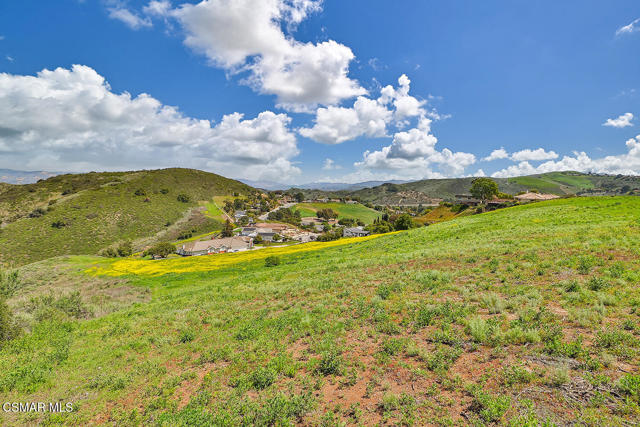 0 Calle Hondanada, Thousand Oaks CA: https://media.crmls.org/mediaz/dfc6587b-1faf-4364-b742-a138b96c58c2.jpg