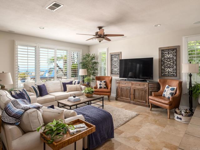 7076 Heron Cir, Carlsbad CA: https://media.crmls.org/mediaz/dfc6be2e-cdee-47cf-b6c6-4e0c52cce643.jpg