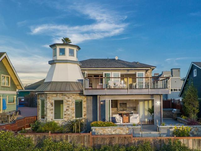 2974 E Cliff Drive, Santa Cruz CA: https://media.crmls.org/mediaz/dfc7c73b-f87a-46c0-b58d-6a6e94d358f1.jpg