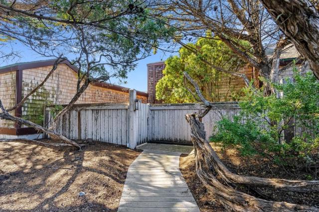 116 Monterey Dunes Way, Moss Landing CA: https://media.crmls.org/mediaz/dfc7f150-14c8-4998-98c7-1aa74abe979f.jpg
