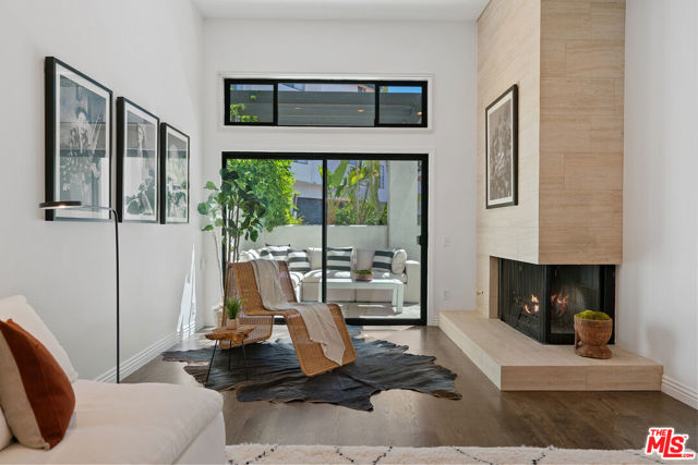 1574 Michael Lane photo 6
