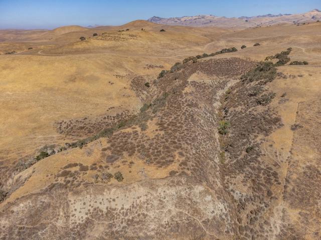 0 Airline Highway, Tres Pinos CA: https://media.crmls.org/mediaz/dfc89442-5100-48dc-bb8f-8e1da051746c.jpg