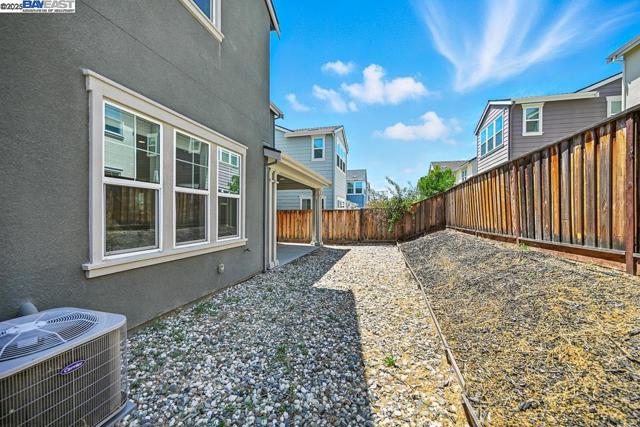 2100 Carbondale, Dublin CA: https://media.crmls.org/mediaz/dfc93271-a776-43d2-8b9b-80606fb22d0c.jpg