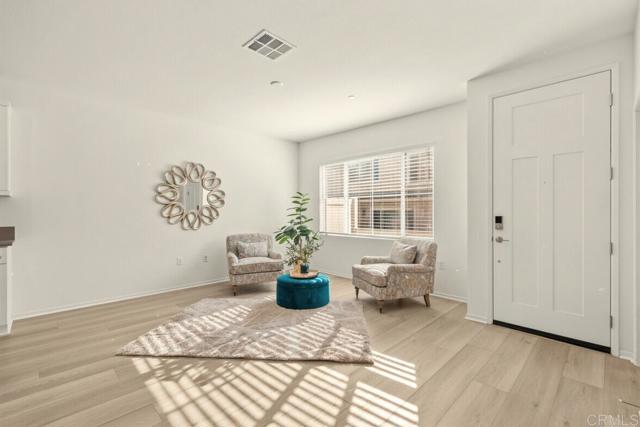 Detail Gallery Image 8 of 12 For 355 Citrine Trail, Fallbrook,  CA 92028 - 3 Beds | 2/1 Baths