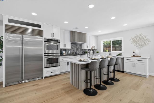 4217 Waycross Ct, Pleasanton CA: https://media.crmls.org/mediaz/dfca09ad-c6c1-44d4-922a-3c9b6429e3dc.jpg