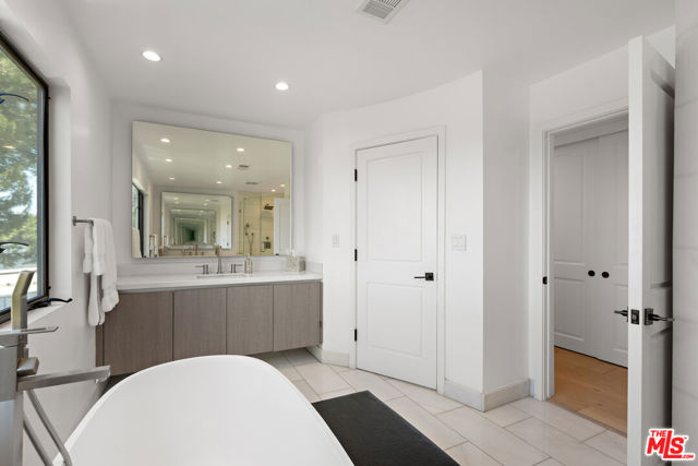 1962 Stradella Road, Los Angeles CA: https://media.crmls.org/mediaz/dfca61f3-0200-482d-aac2-9b197155e3c0.jpg
