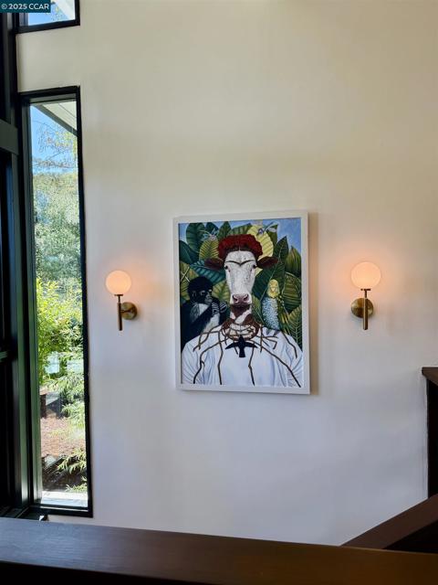 4161 Coralee Ln, Lafayette CA: https://media.crmls.org/mediaz/dfcae23f-70f6-4491-9294-b6161133041f.jpg