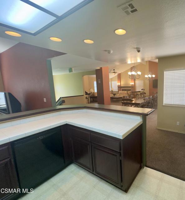 675 Oak Run Trail, Oak Park CA: https://media.crmls.org/mediaz/dfcb54e4-55cb-4ef5-90b0-1d5cb7bb8fef.jpg