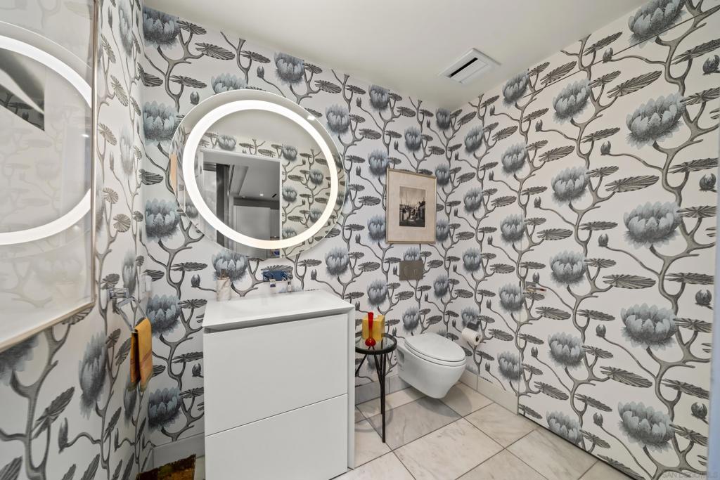 https://media.crmls.org/mediaz/dfcb5f73-6dc9-400c-bfe6-3e9f8d9fc062.jpg?preset=X-Large