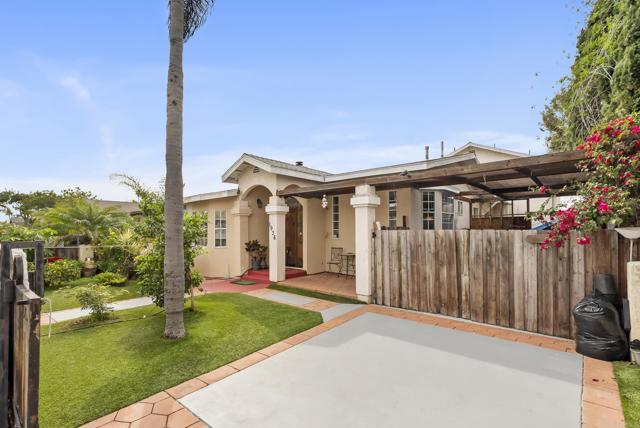 Detail Gallery Image 2 of 55 For 1936 O Ave, National City,  CA 91950 - 3 Beds | 3/1 Baths