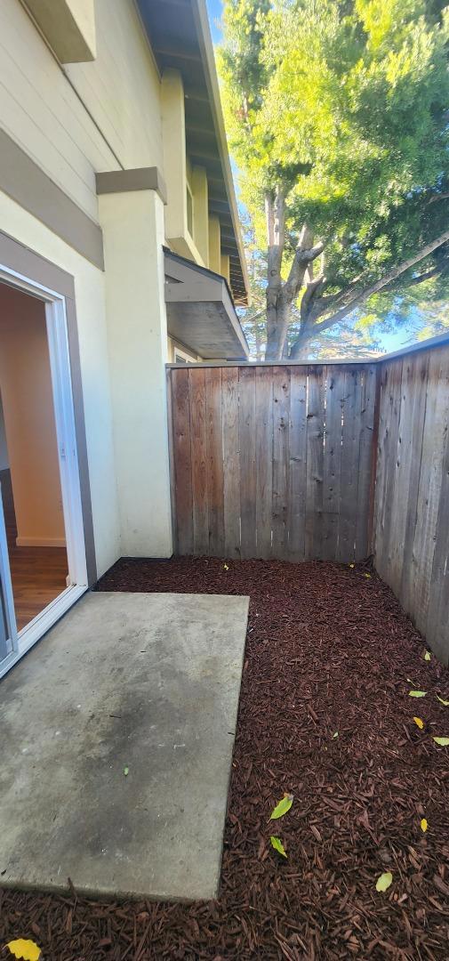 1807 Cherokee Drive, Salinas CA: https://media.crmls.org/mediaz/dfcb8e72-7eb9-4cae-a8b9-483852c9a251.jpg