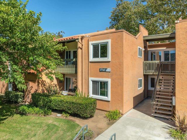 17141 W Bernardo Dr., San Diego CA: https://media.crmls.org/mediaz/dfcc33fc-0899-40f1-8997-604ec6be8fa1.jpg