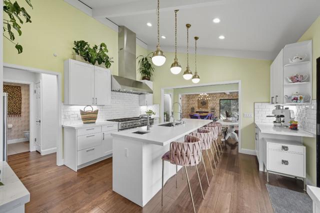 27464 Altamont Road, Los Altos Hills CA: https://media.crmls.org/mediaz/dfcd49ce-11c0-4046-9eea-c5954ff326de.jpg