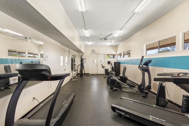 Detail Gallery Image 47 of 47 For 4169 Balboa Way, San Diego,  CA 92117 - 3 Beds | 2/1 Baths