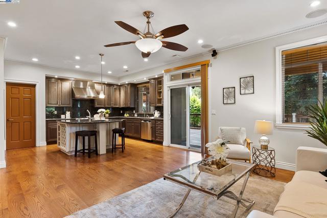 1673 Richardson Court, Concord CA: https://media.crmls.org/mediaz/dfce15dd-a63b-4fa3-8f94-458e8a276f82.jpg
