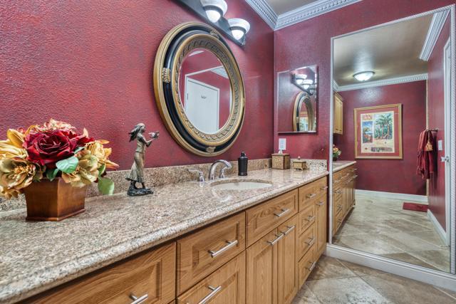54564 Oak Tree, La Quinta CA: https://media.crmls.org/mediaz/dfce7264-912e-4f55-8583-67ea87155802.jpg