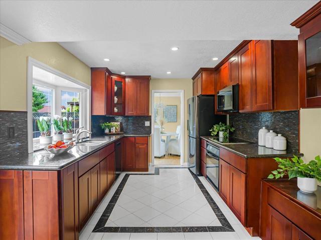 651 Starbush Drive, Sunnyvale CA: https://media.crmls.org/mediaz/dfce9e41-f598-4ed2-86be-d248c8d6458f.jpg