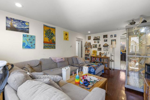 938 College Drive, San Jose CA: https://media.crmls.org/mediaz/dfceba30-605a-4c30-a5f2-0c7a20bcddfe.jpg