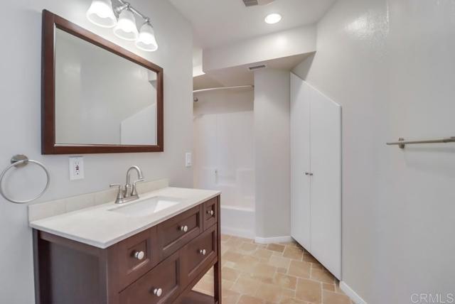 Detail Gallery Image 31 of 66 For 170 Jupiter St a,  Encinitas,  CA 92024 - 4 Beds | 3 Baths