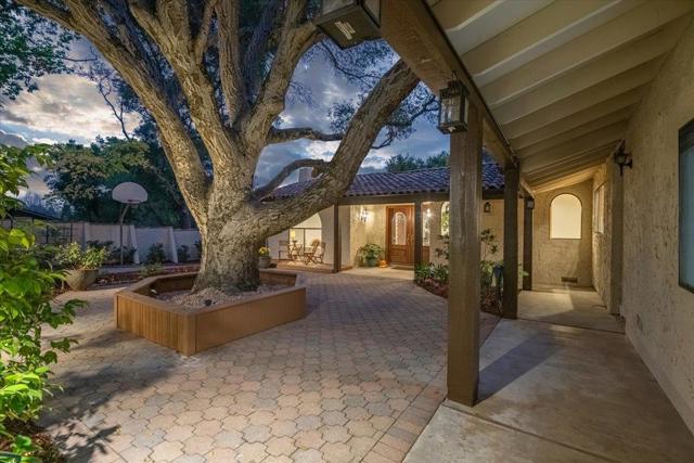 15390 Quito Road, Saratoga CA: https://media.crmls.org/mediaz/dfcf8c41-46fa-4207-87c2-b74efdb44a3e.jpg