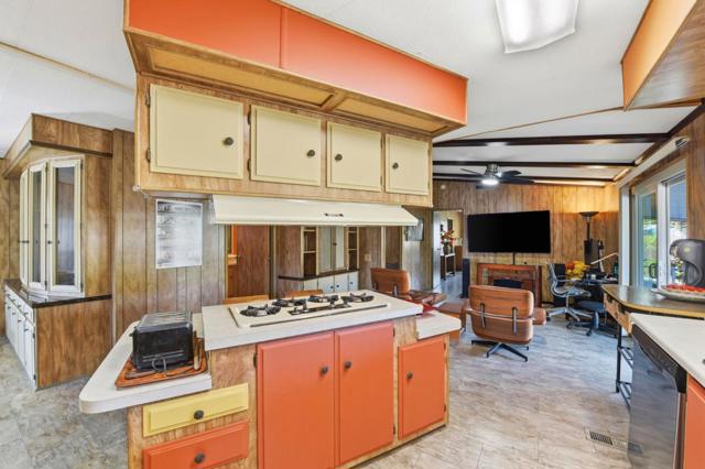 146 Mountain Springs Drive, San Jose CA: https://media.crmls.org/mediaz/dfd0f10e-5387-4860-87db-56a56457f2c5.jpg