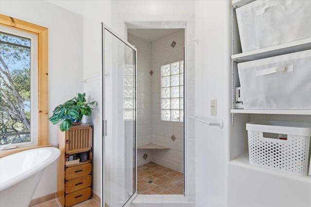 1175 Eagle Hill Road, Royal Oaks CA: https://media.crmls.org/mediaz/dfd14945-ad16-41e0-bc57-2f42e87c4a72.jpg