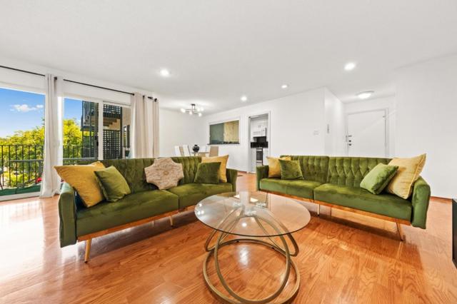 845 N Humboldt Street, San Mateo CA: https://media.crmls.org/mediaz/dfd14f08-e31e-44b7-ba7d-f4b5e5eeff9b.jpg