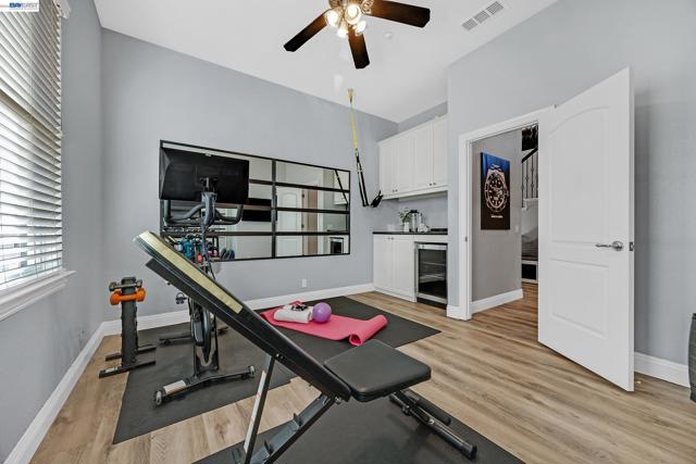 2170 Santa Croce Dr, Livermore CA: https://media.crmls.org/mediaz/dfd19eb9-6060-432f-8948-13f702c25e96.jpg