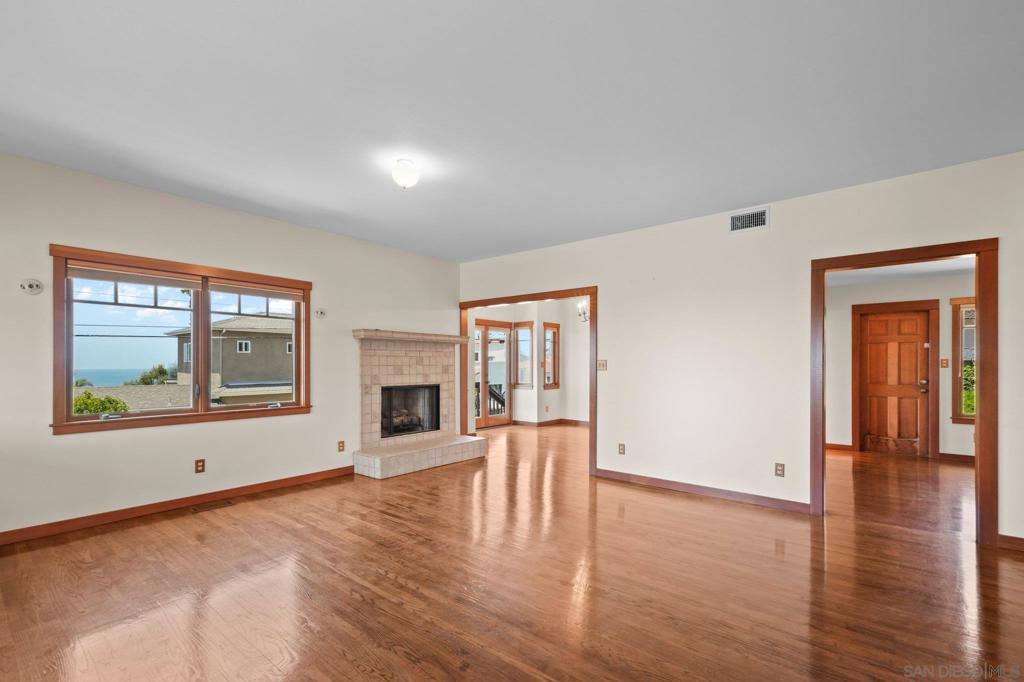 4444 Leon St. - photo 6