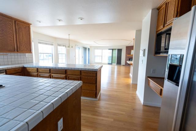 3650 Valley Ridge Lane, San Jose CA: https://media.crmls.org/mediaz/dfd26c30-7aea-438f-8656-820a7c6732cd.jpg